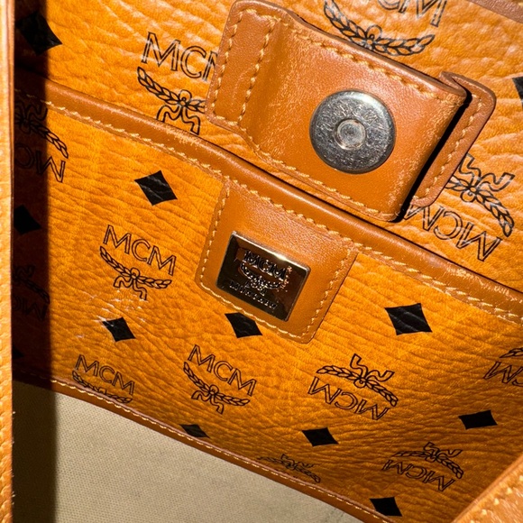 MCM Cognac Visetos Tote Bag - Picture 5 of 6